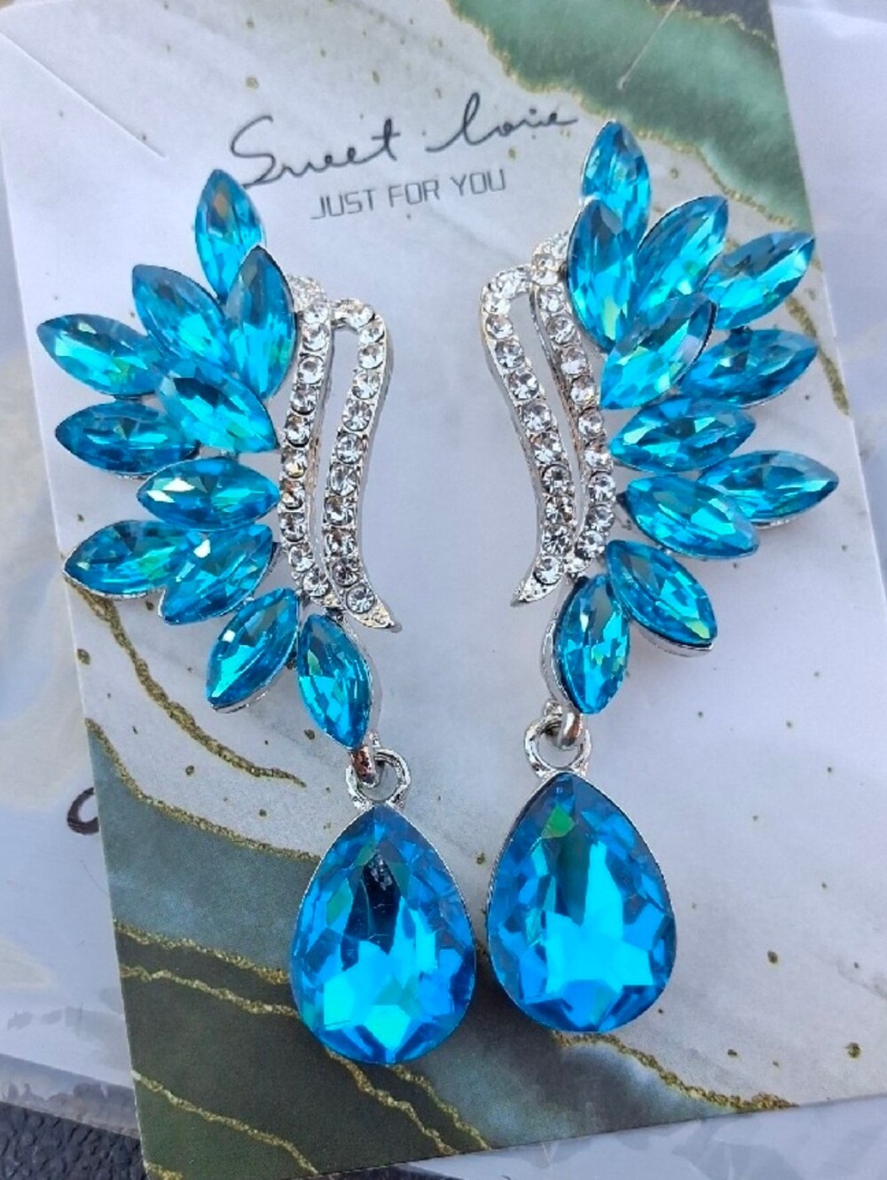 $8 Each Or Bundle 5/$20 Crystal Teardrop Blue Dangle Earrings